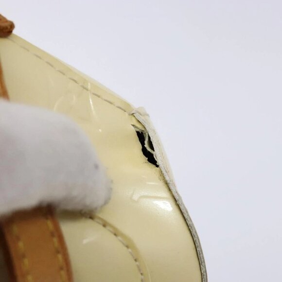 LOUIS VUITTON Monogram Vernis Minna Street Shoulder Bag Perle - Picture 6 of 15